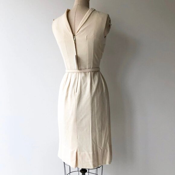 True Vintage ❣️ 1950's Cream Wool Dress with Belt - Picture 4 of 6